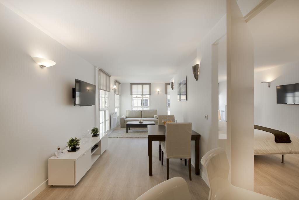 Appartements - Le Logis Versaillais Βερσαλλίες Δωμάτιο φωτογραφία